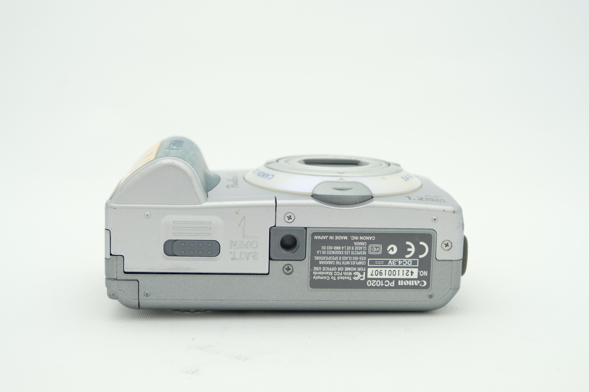 中古】キヤノン（CANON）PowerShot A30 【120万画素】｜｜カメラの 