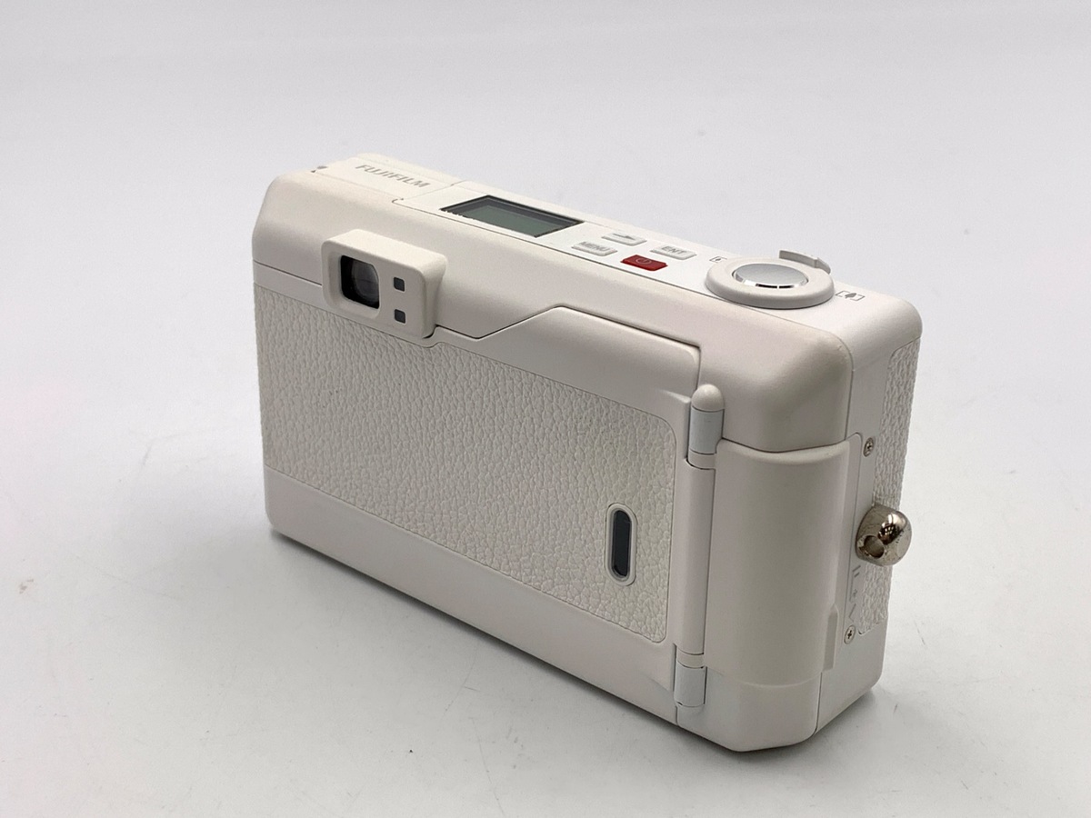 中古FUJIFILM NATURA CLASSICA【動作確認済】フイルムカメラ 中古】フジフイルム NATURA CLASSICA ホワイト［限定モデル