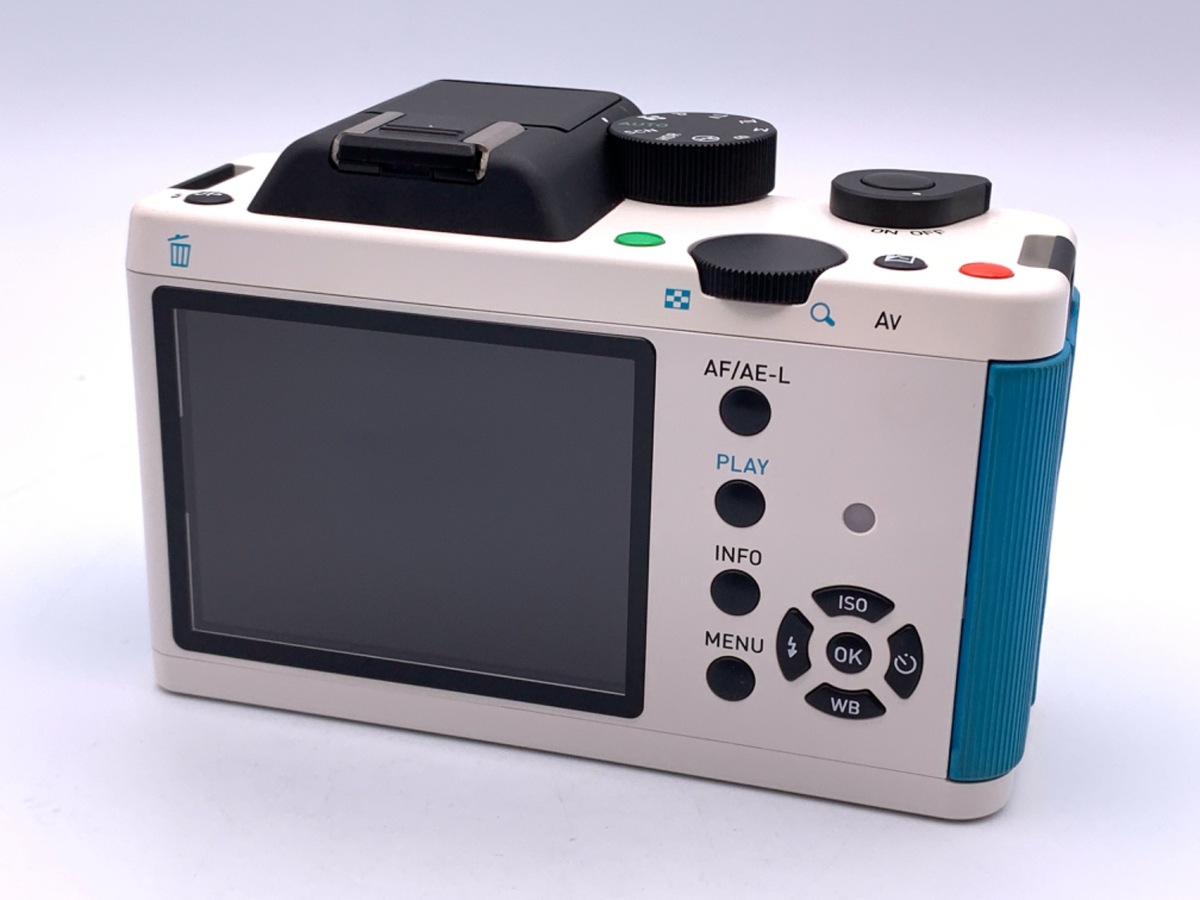 中古：B(並品)】ペンタックス K-01 ボディ ホワイト×ブルー