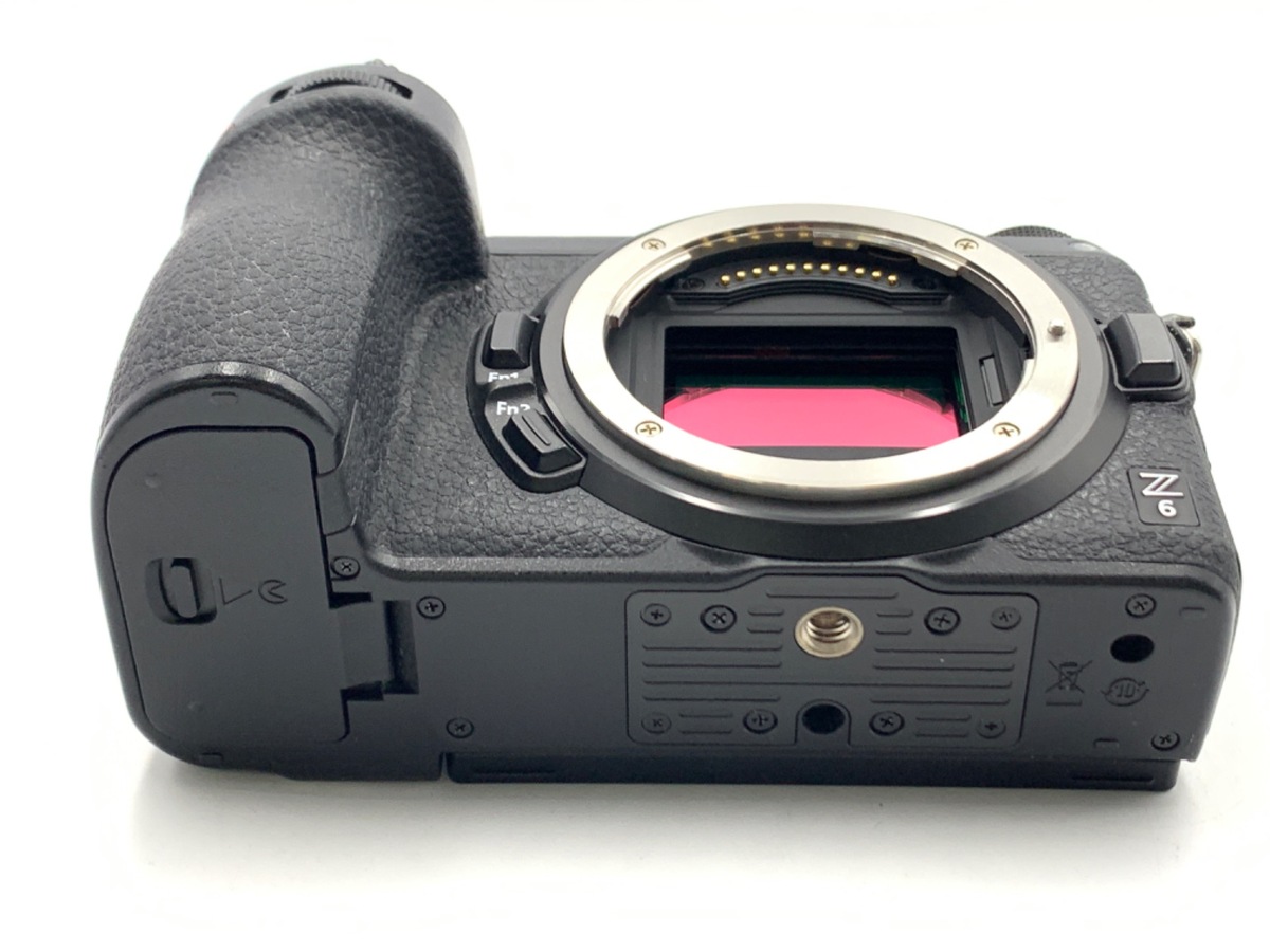 XQDカード付き Nikon Z6 フルサイズミラーレスカメラ 中古 ボディ XQDカード付き Nikon Z6 フルサイズミラーレスカメラ 中古