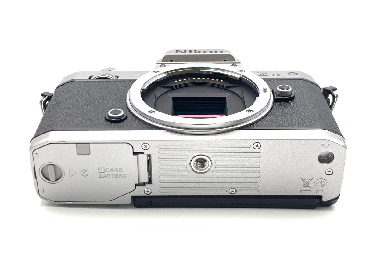 中古：AA(新品同様)】ニコン Zfc ボディ シルバー | 2445820026850