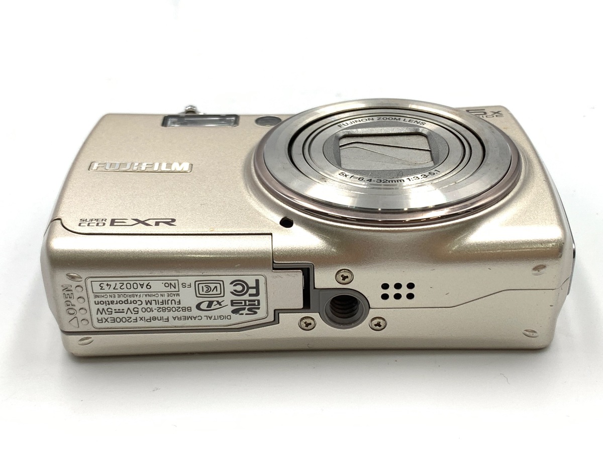 【中古】フジフイルム FinePix F200EXR　シルバー