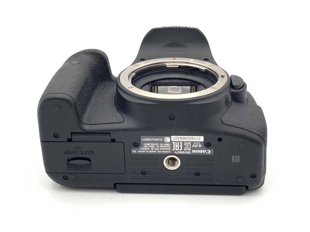 EOS Kiss X8i ボディ【2420万画素】