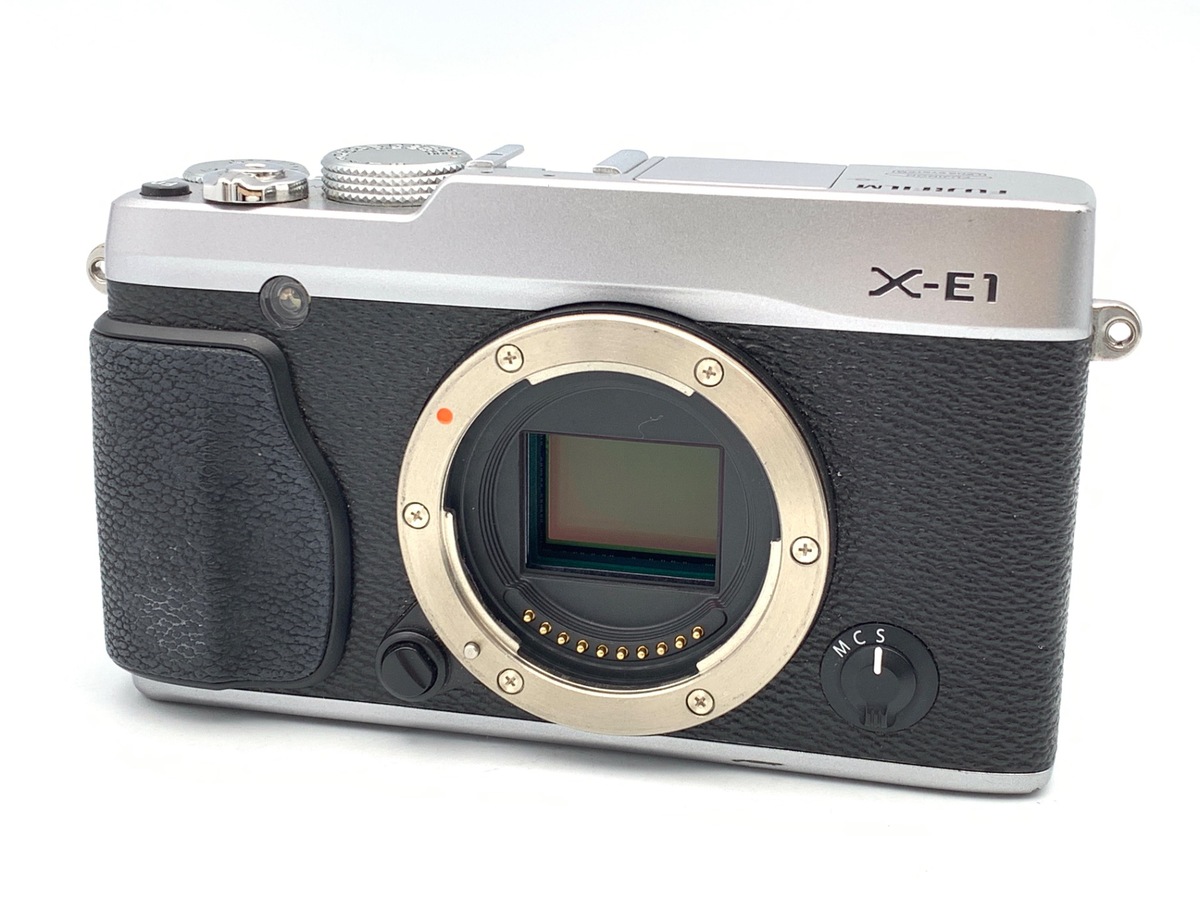 X-E1 ボディ シルバー【1630万画素】