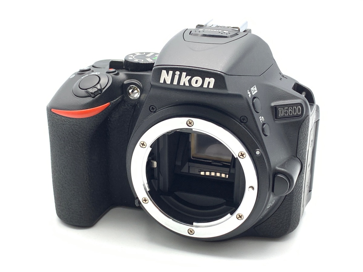 ★ほぼ新品★　Nikon ニコン デジタル一眼レフカメラ D5600 ボディ D5600 ボディ 中古価格比較 - 価格.com