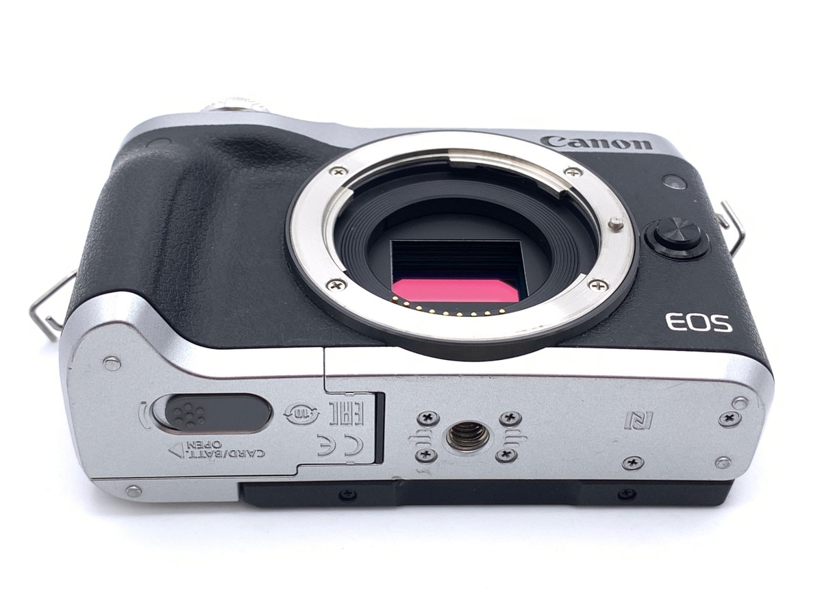 �L���m�� EOS M6 �{�f�B �V���o�[