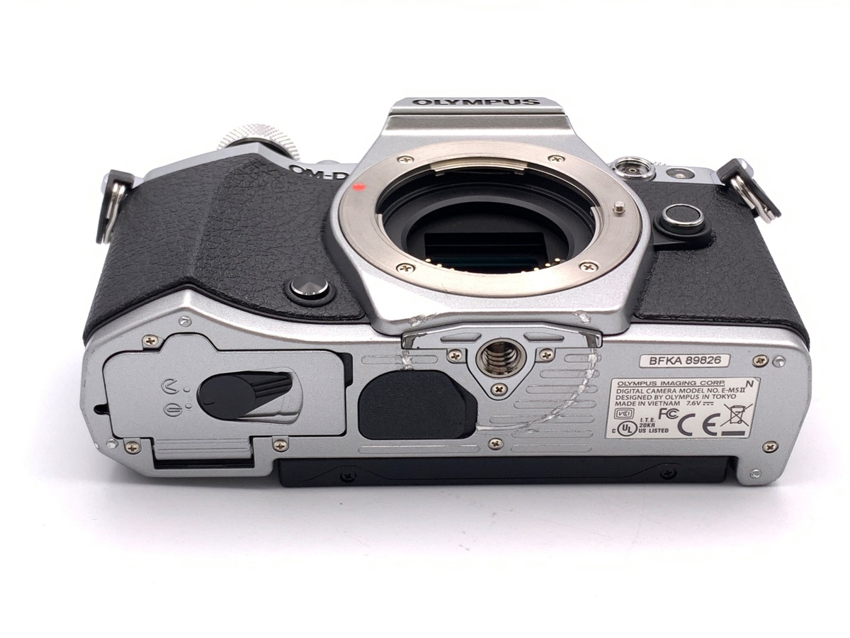 �I�����p�X OM-D E-M5 MarkII �{�f�B �V���o�[