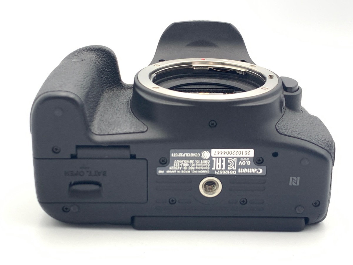 EOS Kiss X8i ボディ【2420万画素】