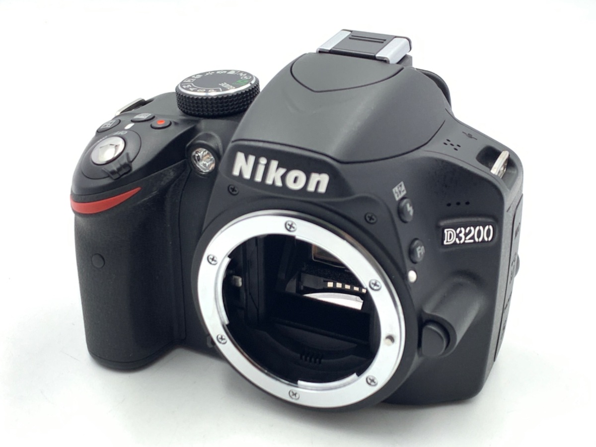 D3200 ボディ ブラック【2420万画素】