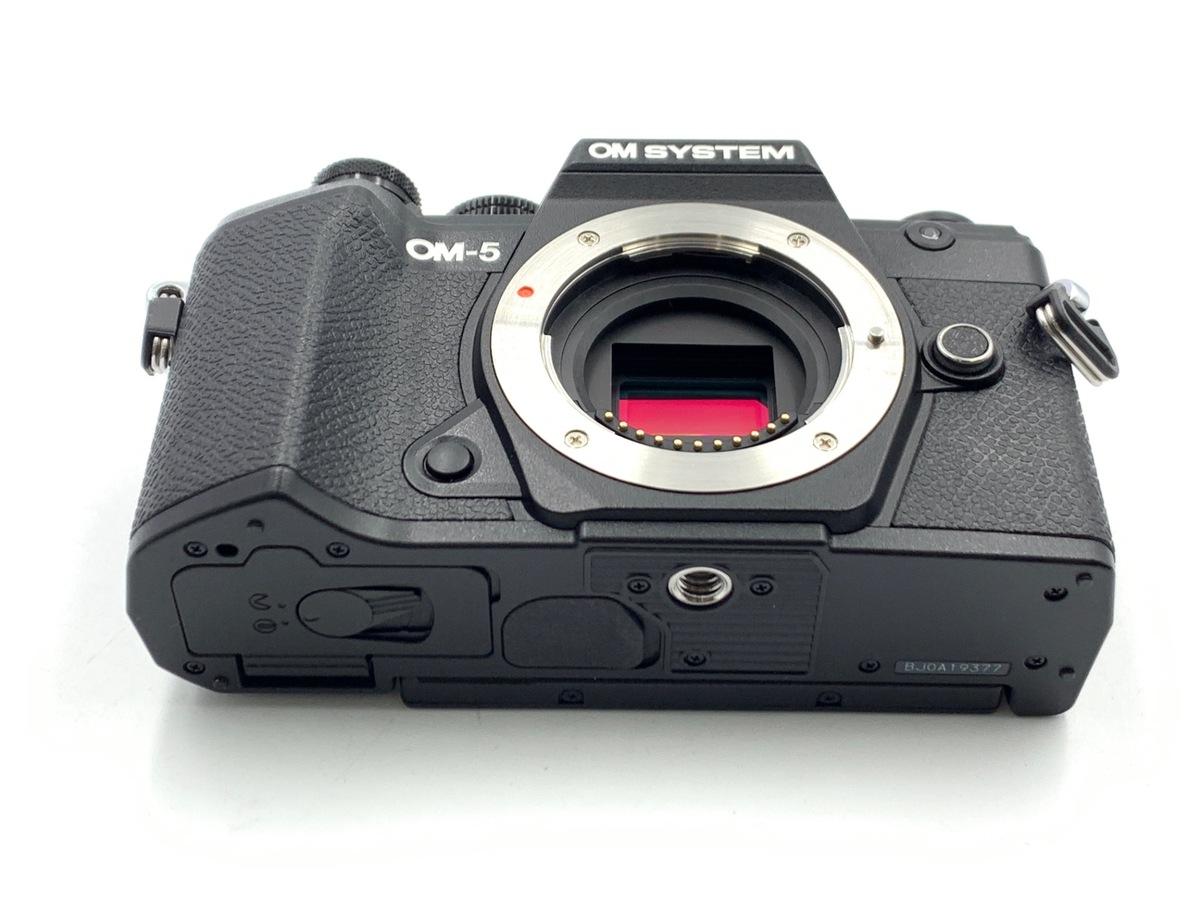 OLYMPUS - 【中古】(オーエムシステム) OM SYSTEM OM-5 ボデイ ブラツク 中古：A(美品)】OM SYSTEM OM-5 ボディ ブラック | 2445430027339