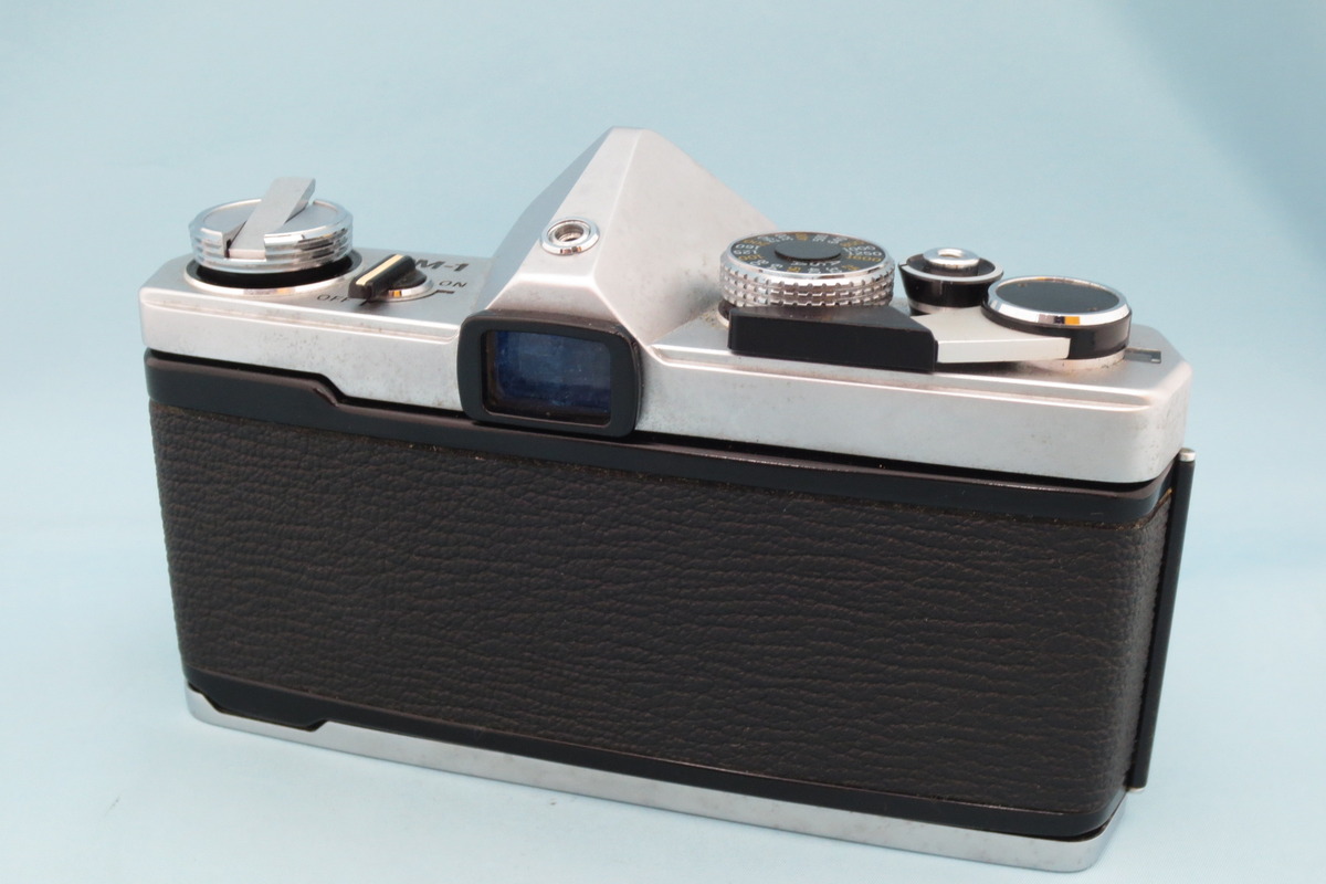 中古：C(やや難あり)】オリンパス OM-1 ボディ シルバー | 2446570004914