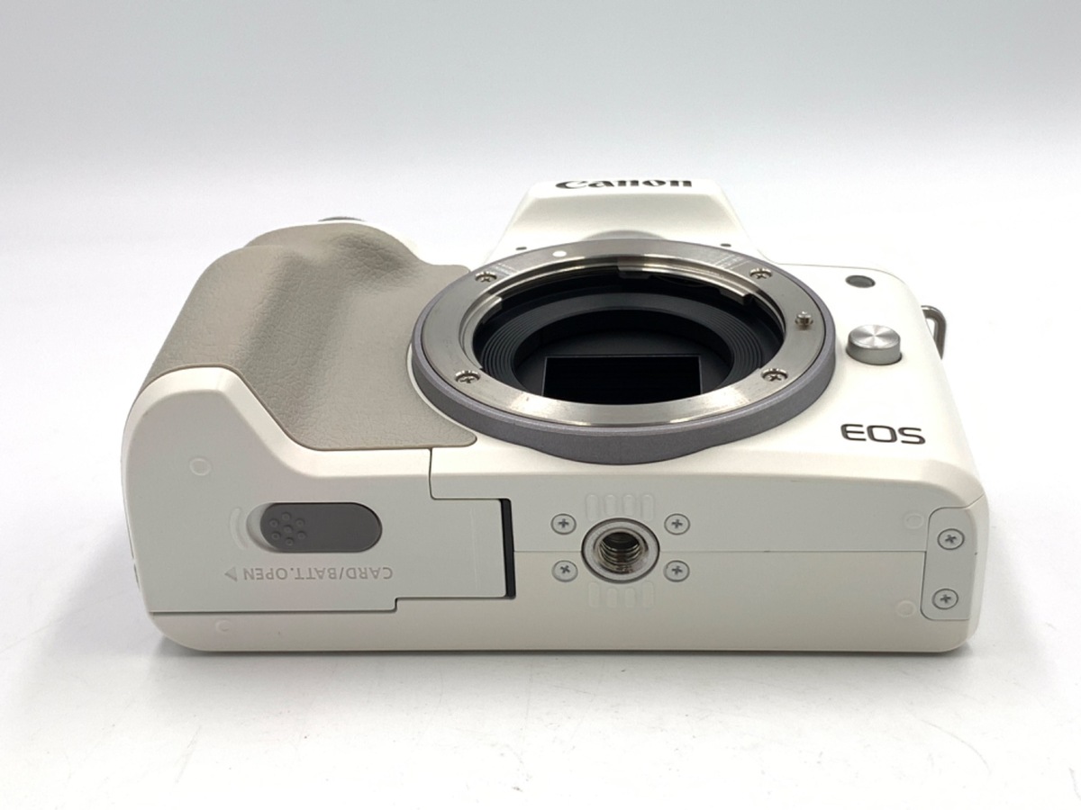 EOS Kiss M2 ボディ ホワイト【2410万画素】