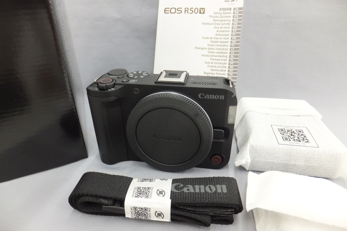 Canon EOS Kiss X9i・ダブルズームキット a206832e0884510ba3be434c69335b