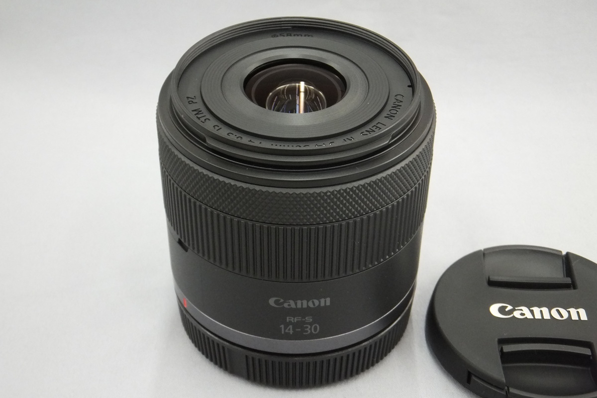RF-S14-30mm F4-6.3 IS STM PZ