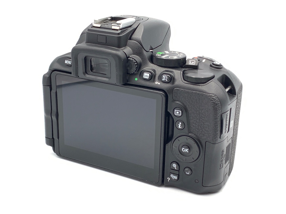 �j�R�� D5600 �{�f�B