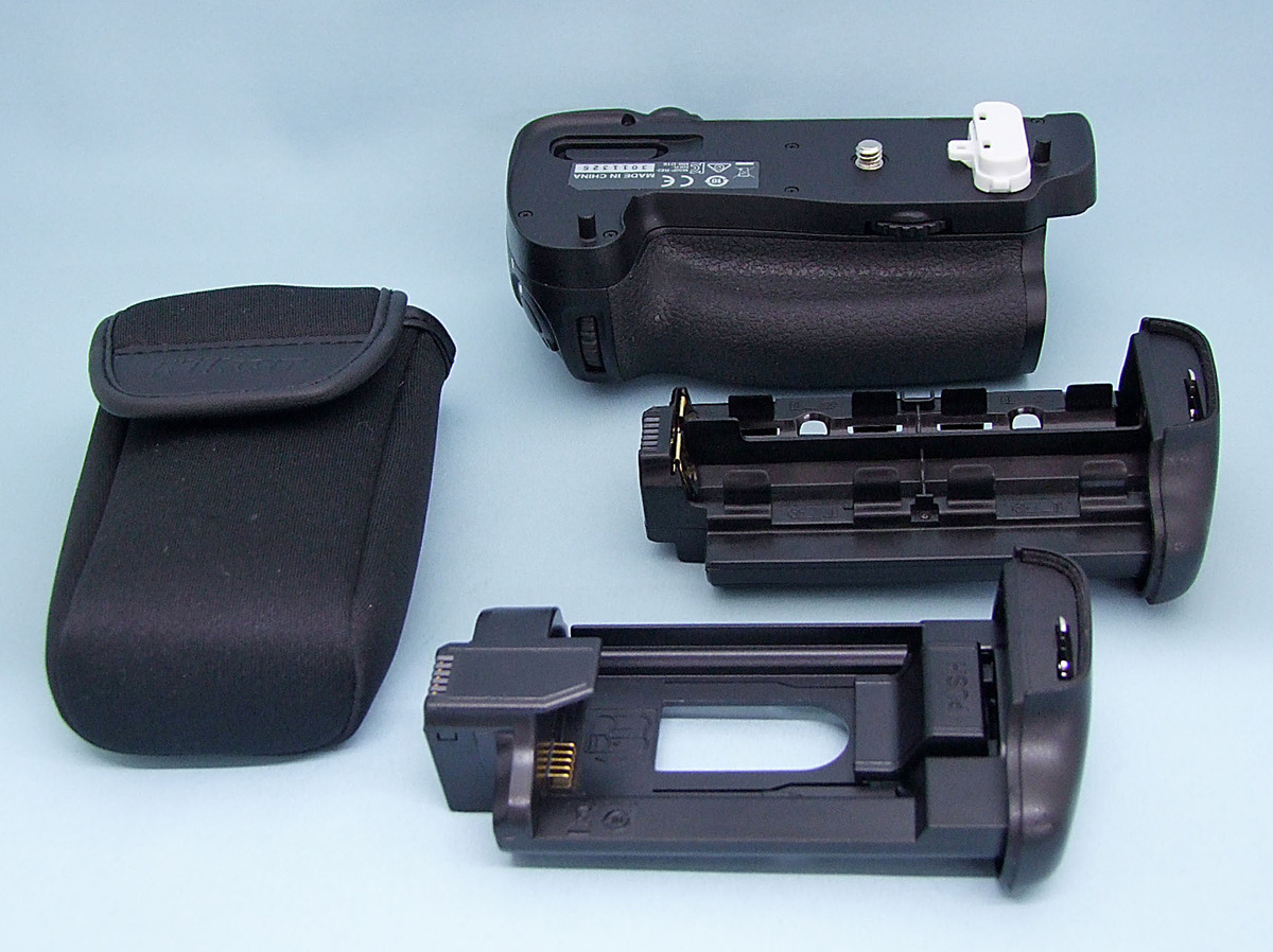 中古：AB(良品)】ニコン マルチパワーバッテリーパック MB-D16
