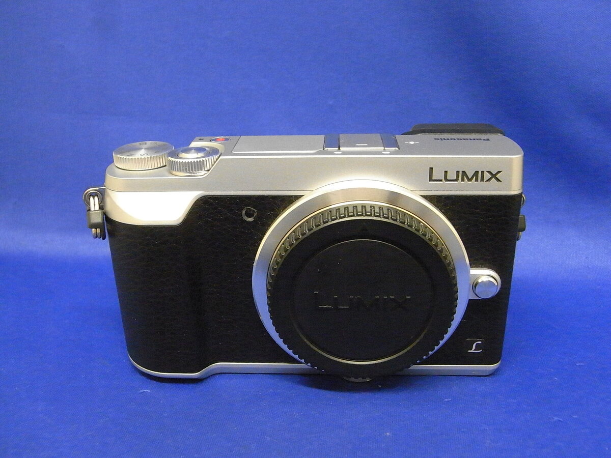 中古：B(並品)】パナソニック LUMIX DMC-GX7MK2-S ボディ シルバー