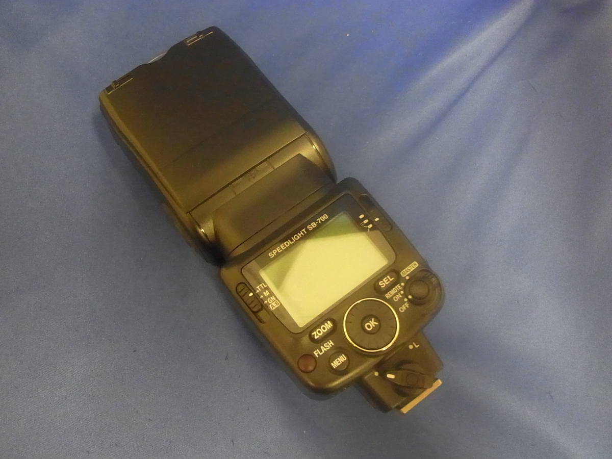 �j�R�� �X�s�[�h���C�g SB-700