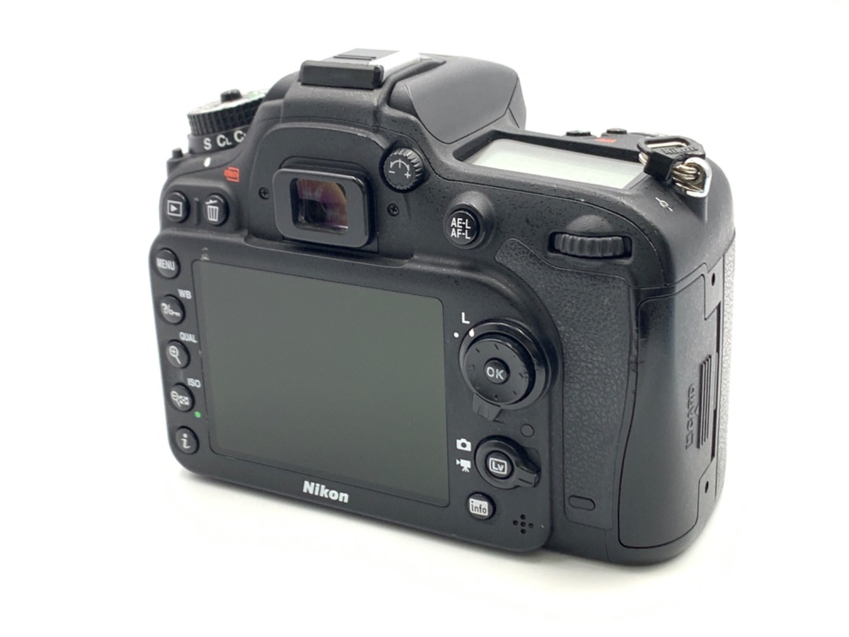 �j�R�� D7100 �{�f�B