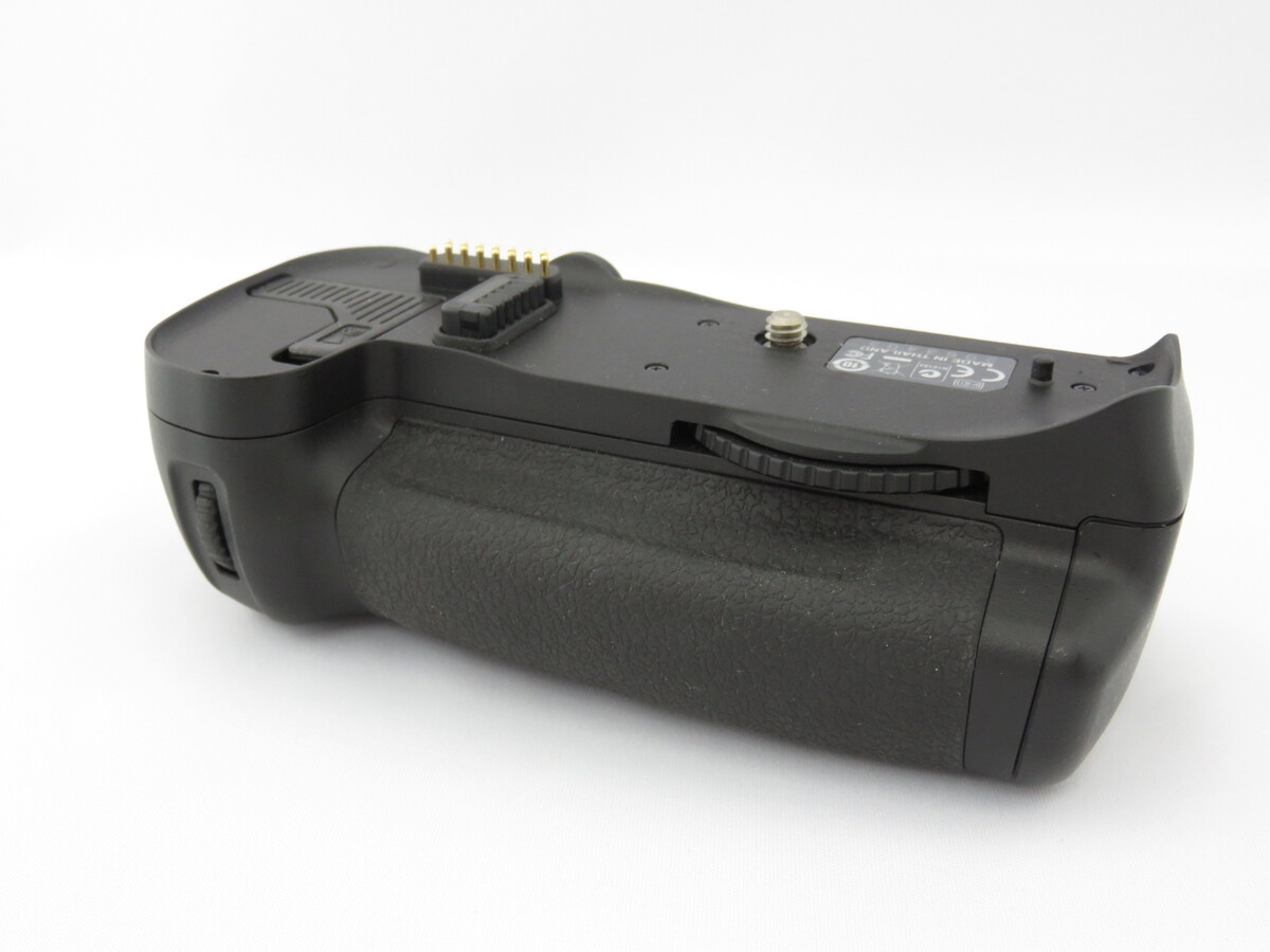 中古】ニコン マルチパワーバッテリーパック MB-D10 在庫一覧｜カメラ