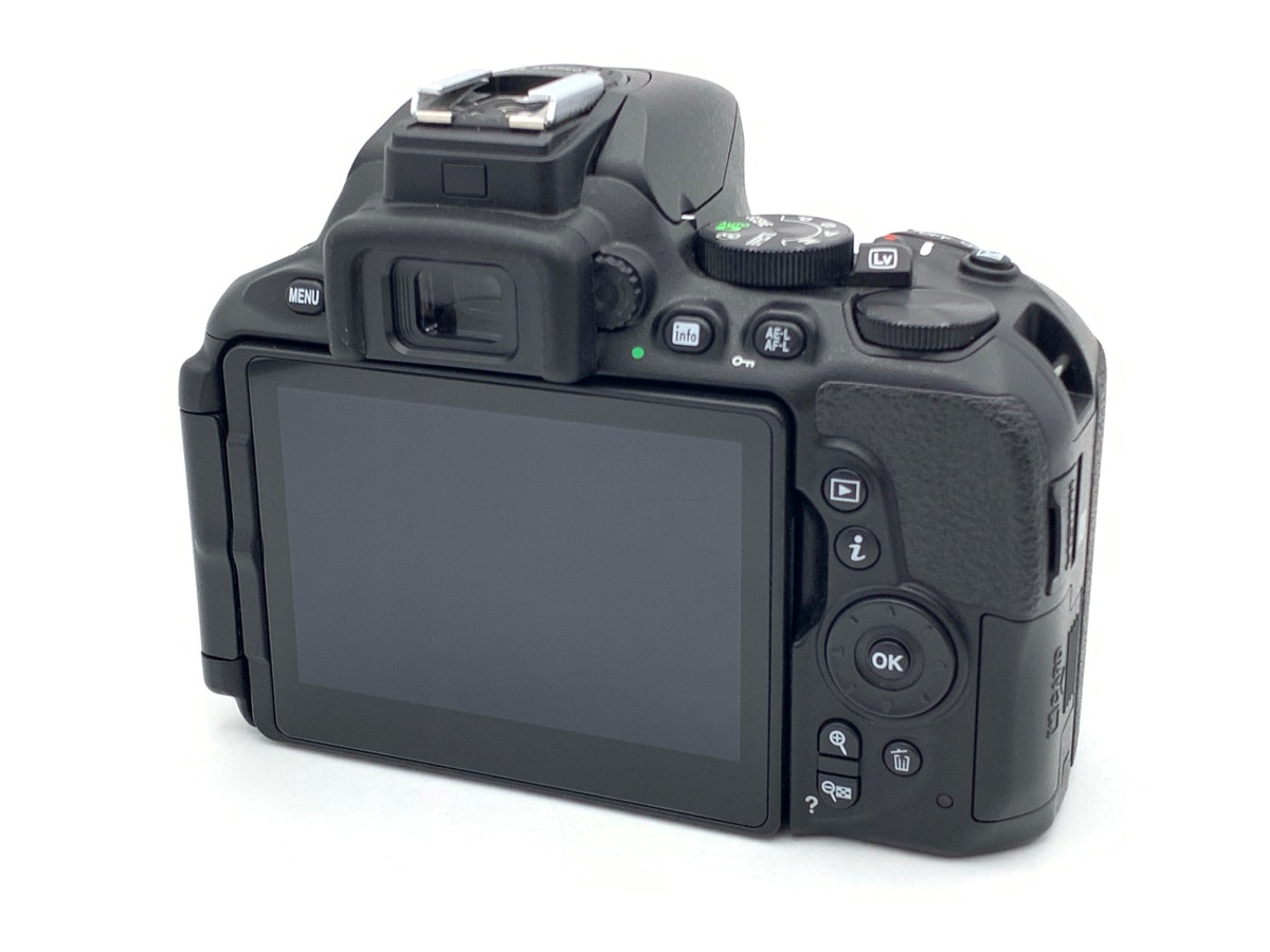 D5600 ボディ【2416万画素】