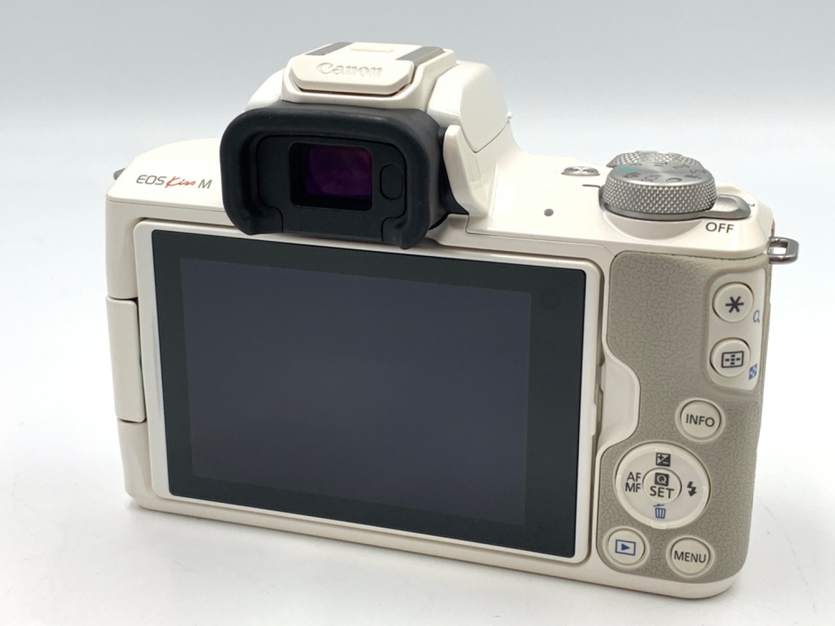 【中古】キヤノン EOS Kiss M ボディ ホワイト