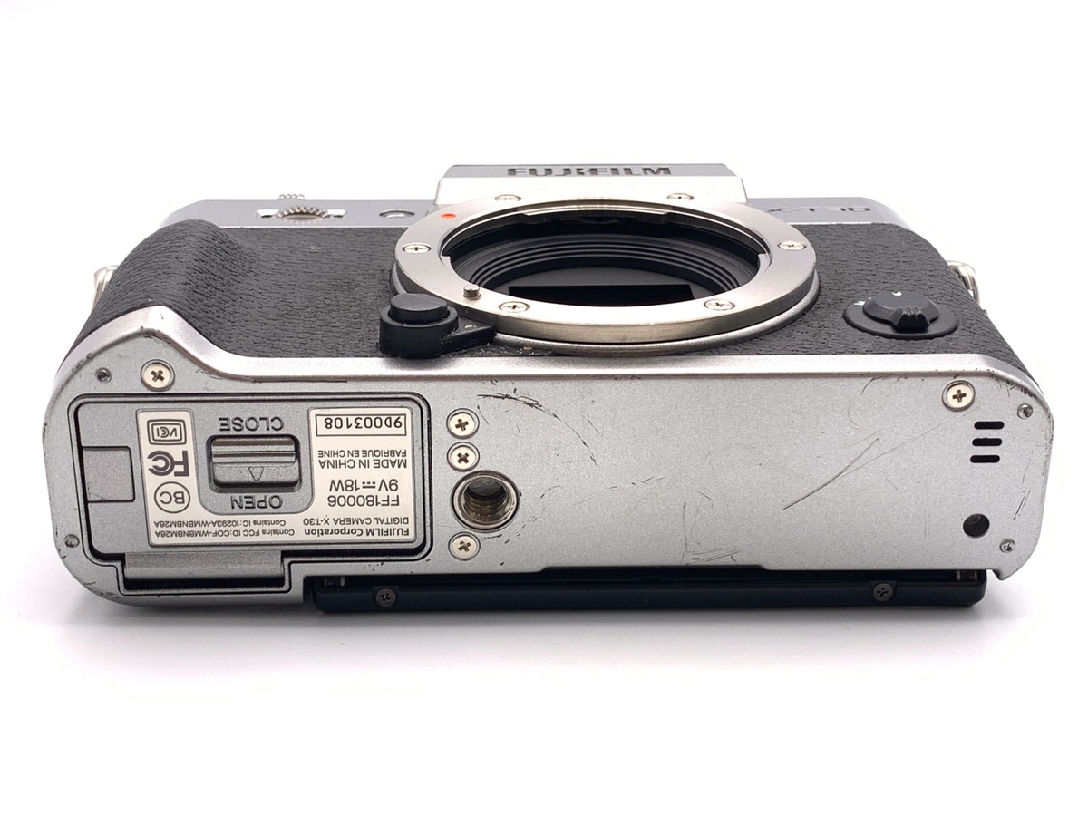 X-T30 ボディ シルバー【2610万画素】