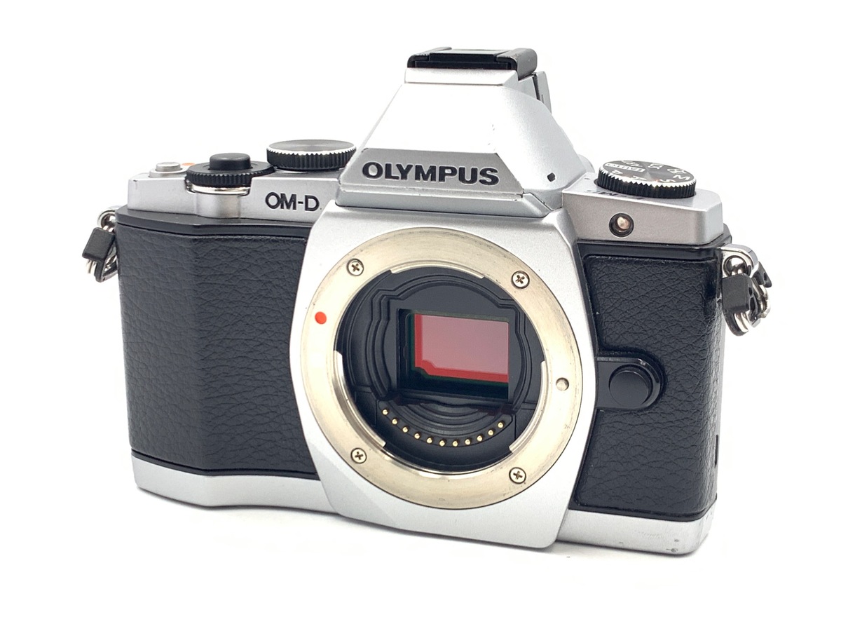 �I�����p�X OM-D E-M5 �{�f�B �V���o�[