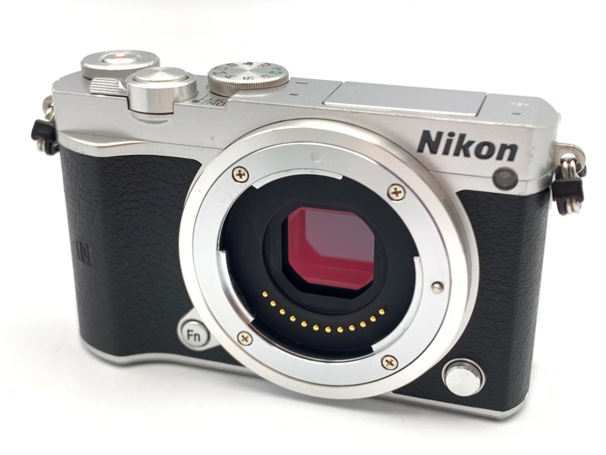 Nikon 1 J5 ボディ 動作確認済み 難あり 液晶一部割れ Nikon 1 J5 ボディ 動作確認済み 難あり 液晶一部割れ - メルカリ