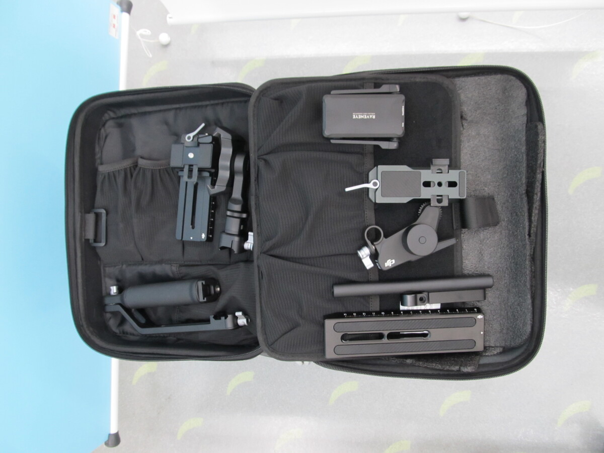 中古：AB(良品)】DJI RS4 Pro Combo 一眼レフ・ミラーレス用 