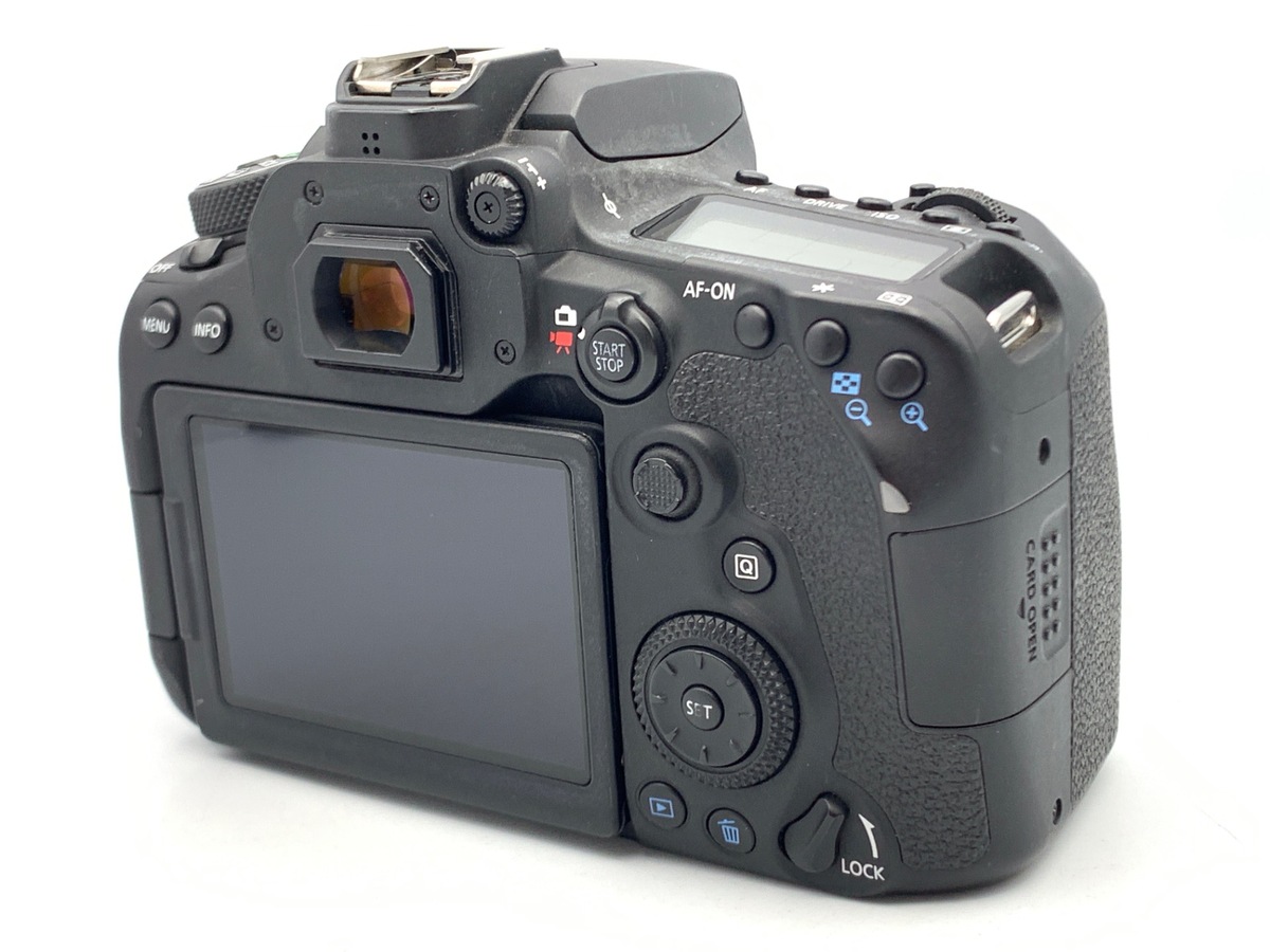 �L���m�� EOS 90D �{�f�B