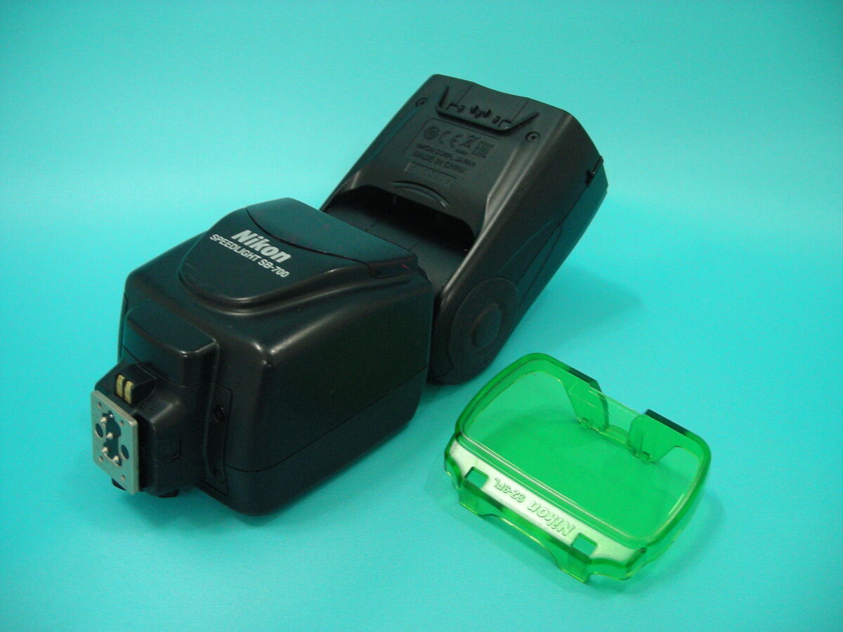 ニコン スピードライト SB-700
