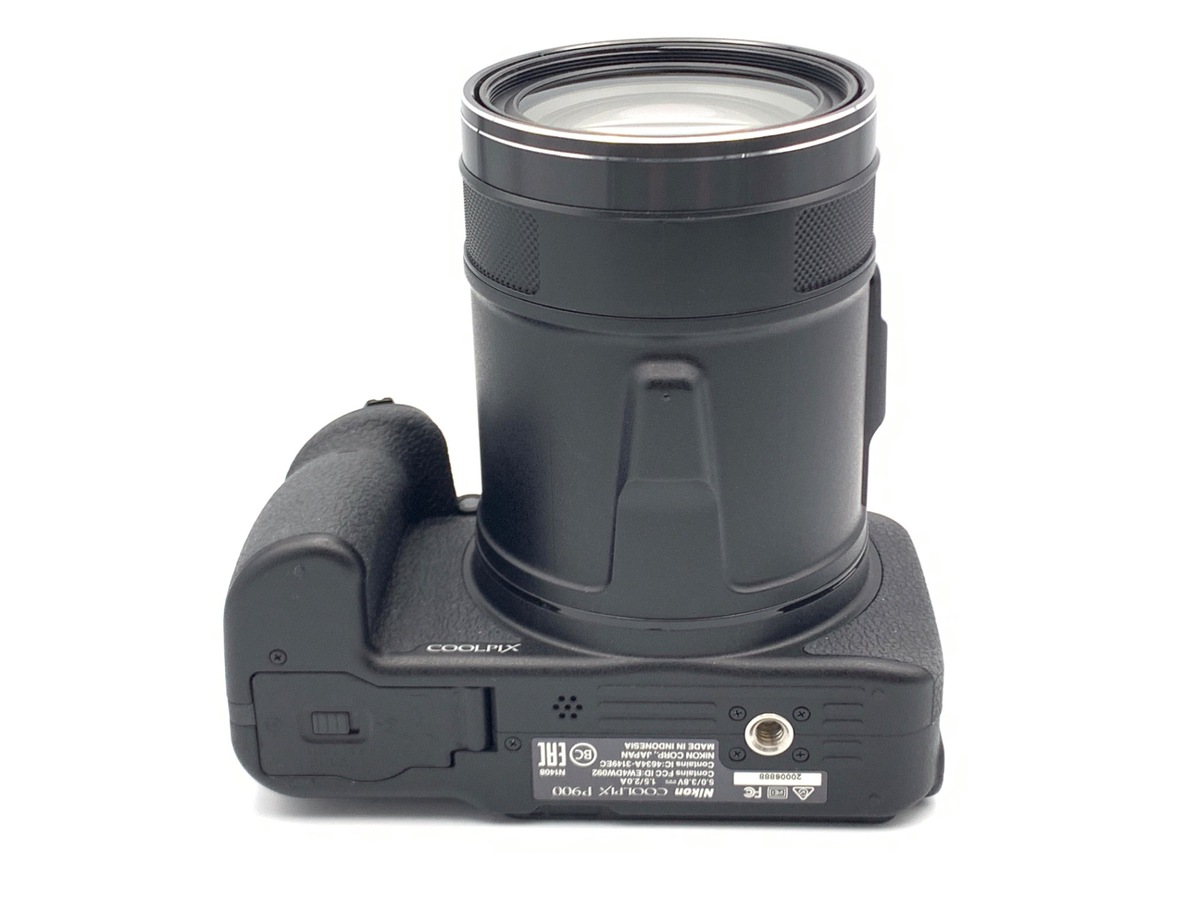 �j�R�� COOLPIX P900 �u���b�N