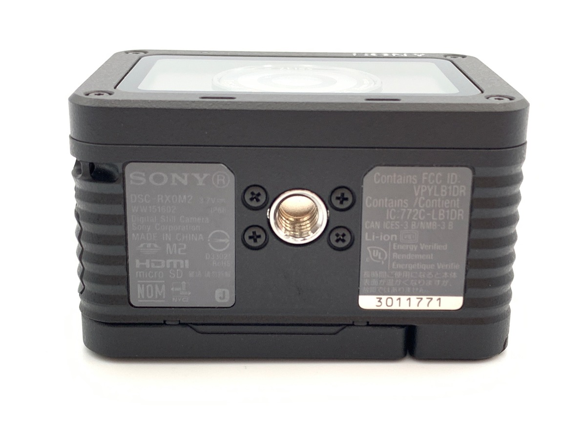 DSC-RX0M2�y1530����f�z