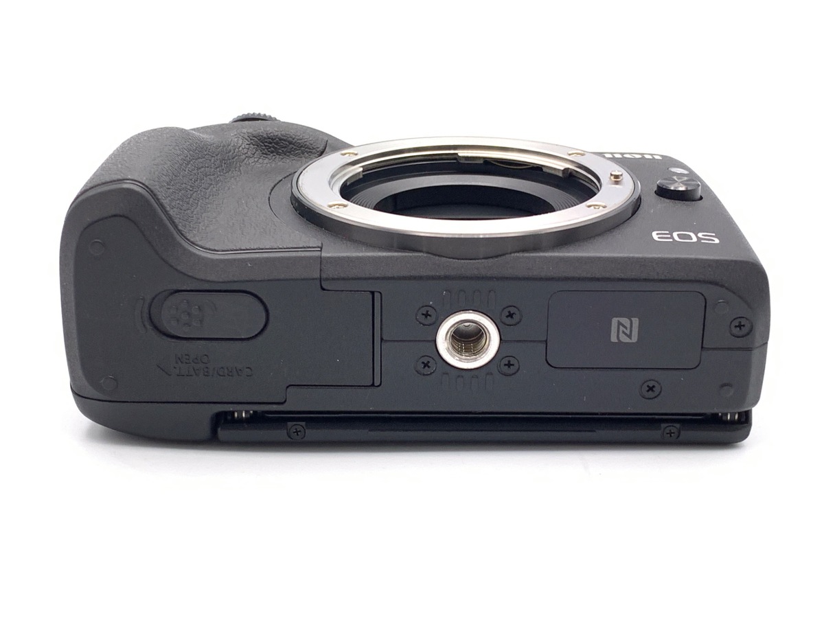 �L���m�� EOS M3 �{�f�B �u���b�N