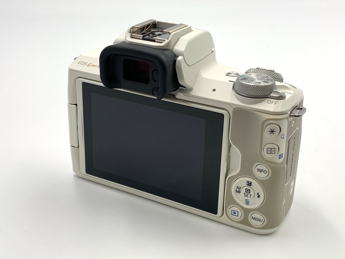 �L���m�� EOS Kiss M2 �{�f�B �z���C�g