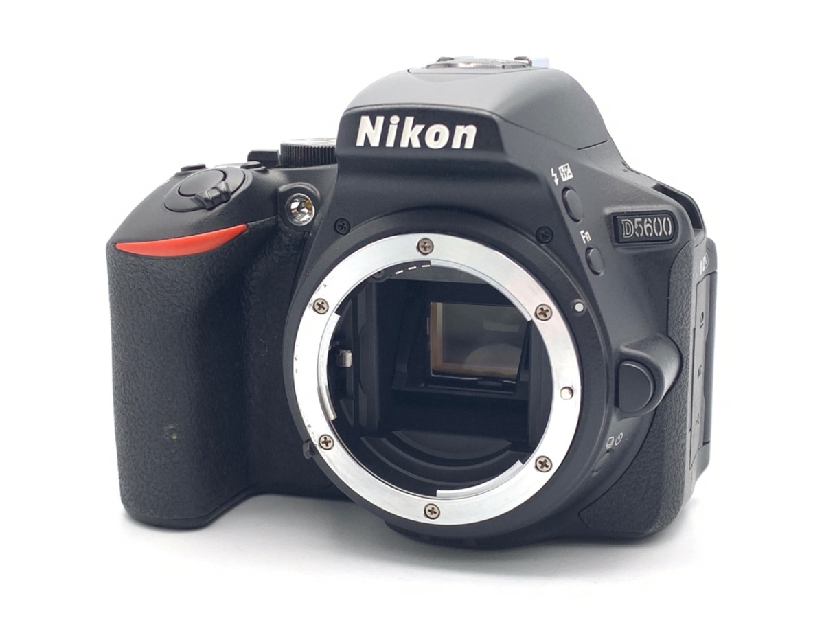 D5600 ボディ【2416万画素】