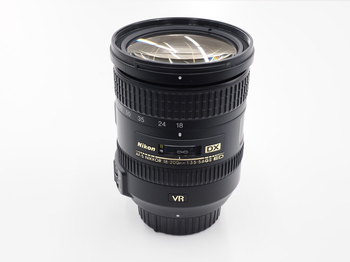Nikon AF-S DX 18-200mm 3.5-5.6 G VR　中古美品 Nikon 18-200mm f/3.5-5.6G ED VR IIレンズ
