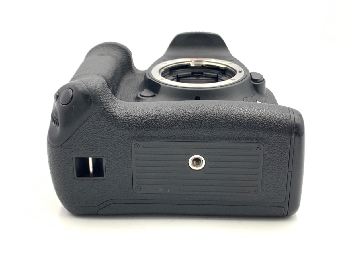 �L���m�� EOS 7D MarkII �{�f�B