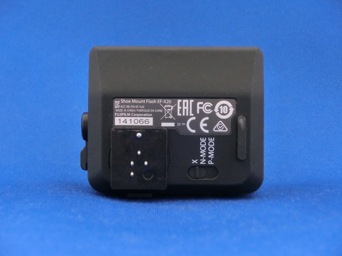 �t�W�t�C���� EF-X20 �N���b�v�I���t���b�V��