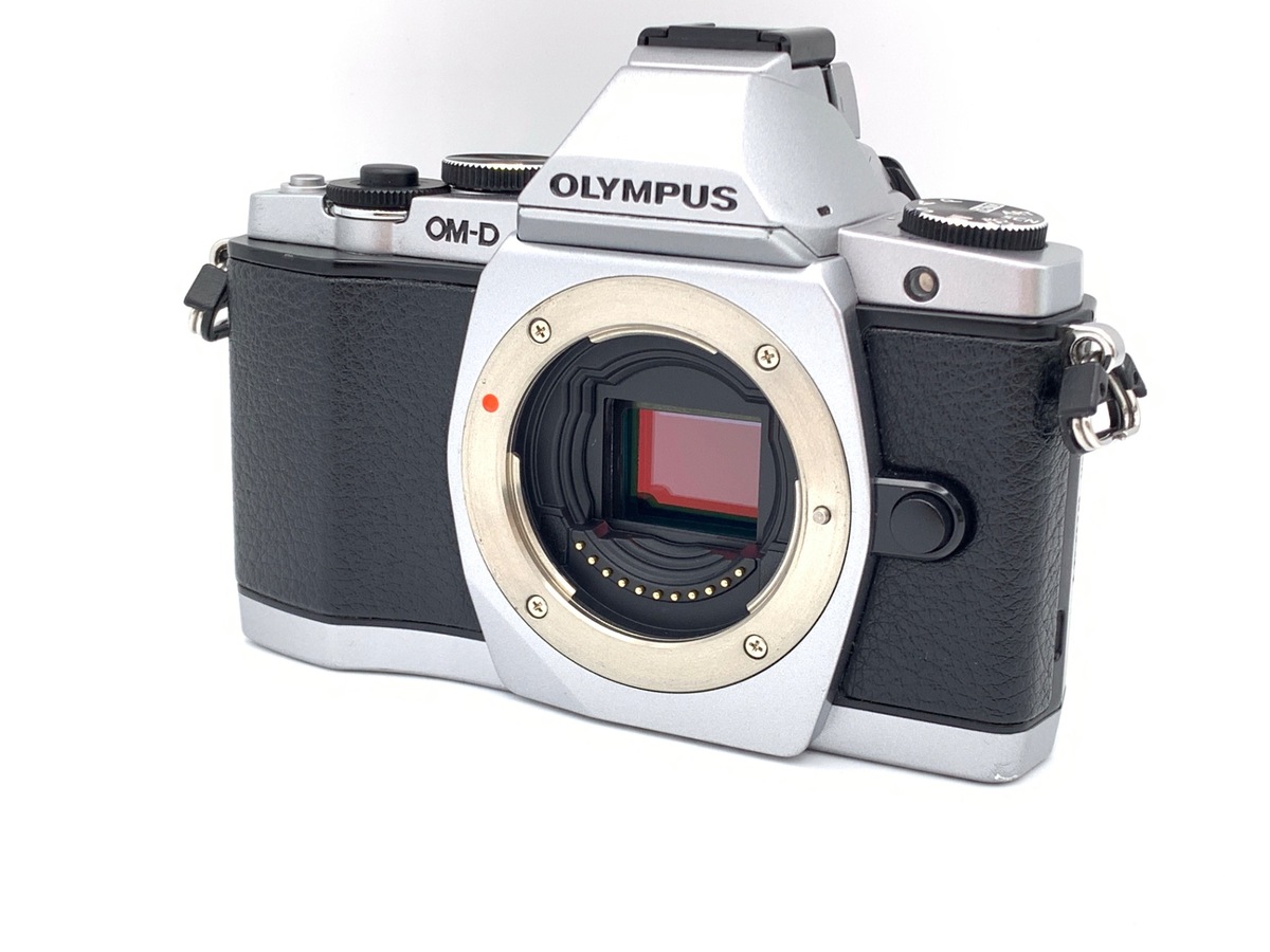 �I�����p�X OM-D E-M5 �{�f�B �V���o�[