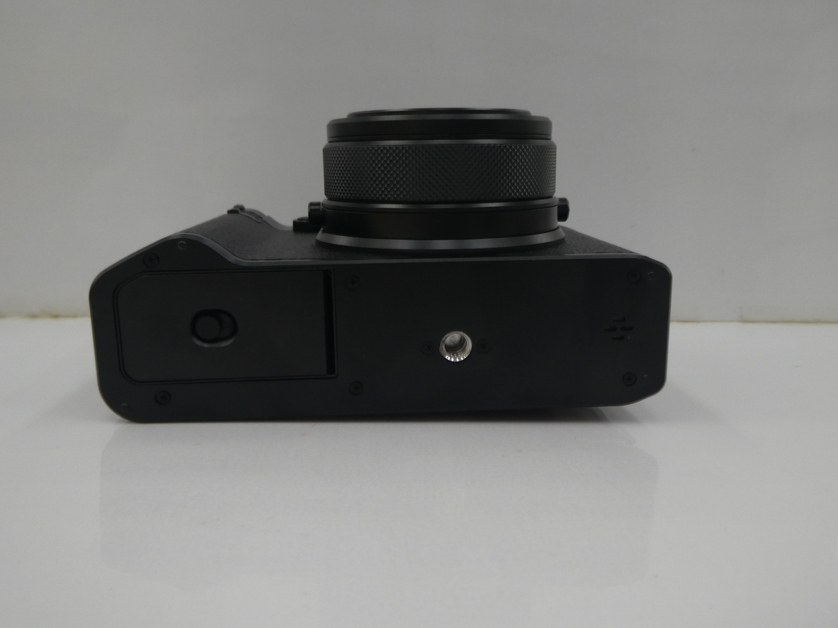 【中古】フジフイルム GFX 100RF JP ブラック