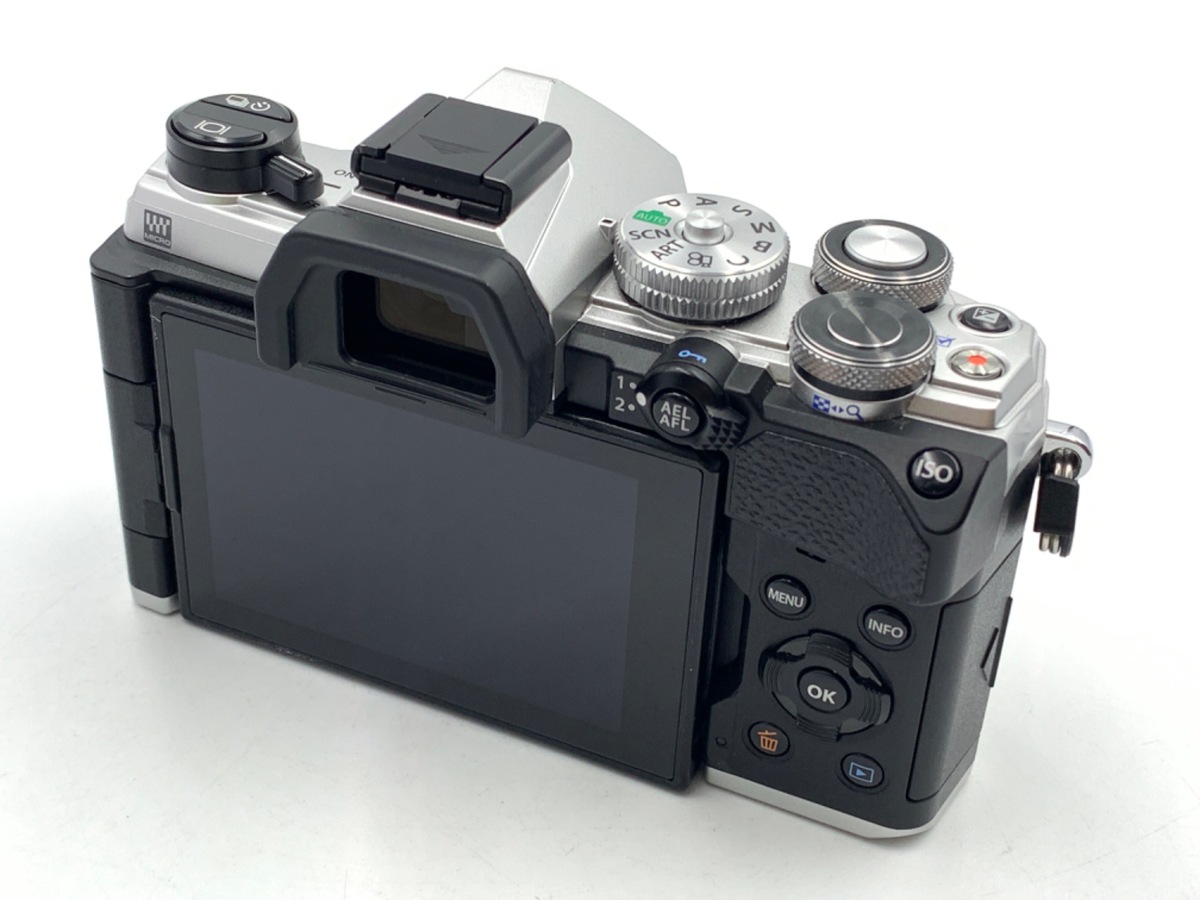 中古】OM SYSTEM OM-5 ボディ シルバー｜｜カメラのキタムラネットショップ