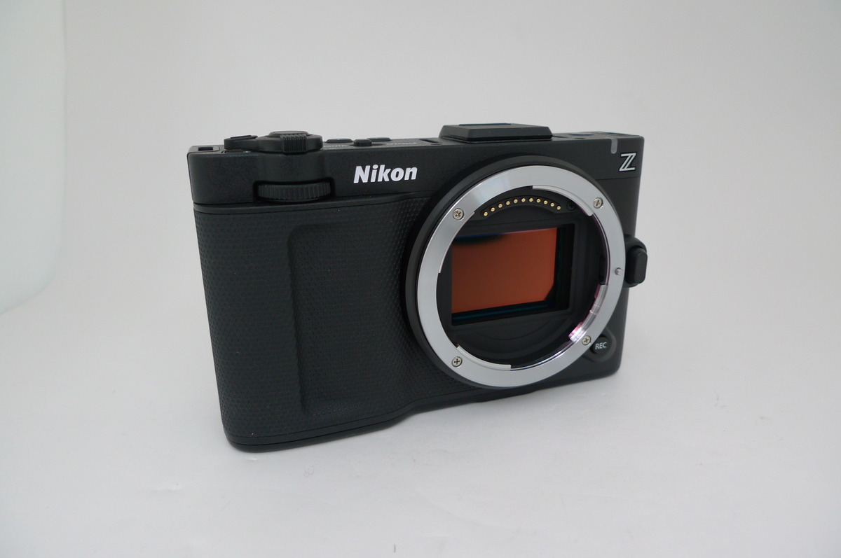 �j�R�� ZR �{�f�B