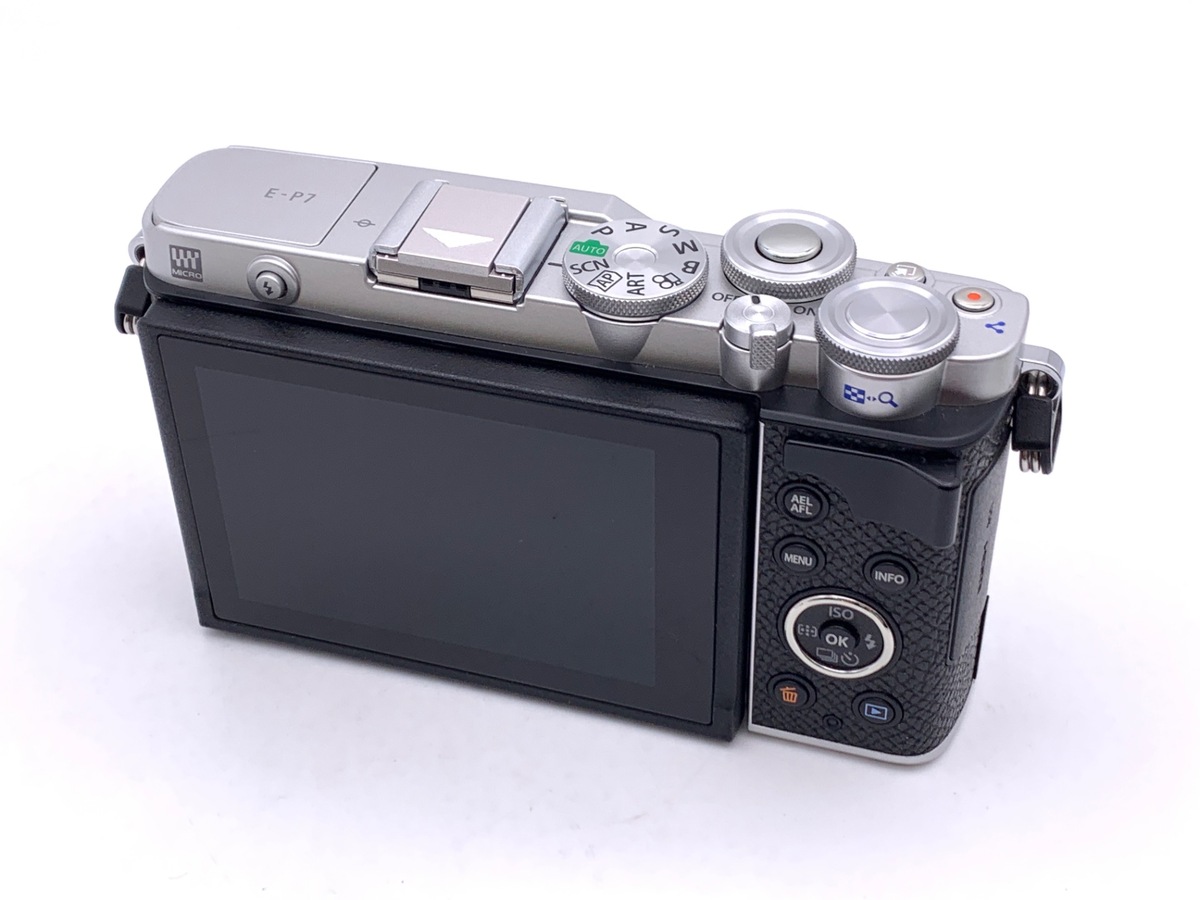 PEN E-P7 ボディ シルバー【2030万画素】