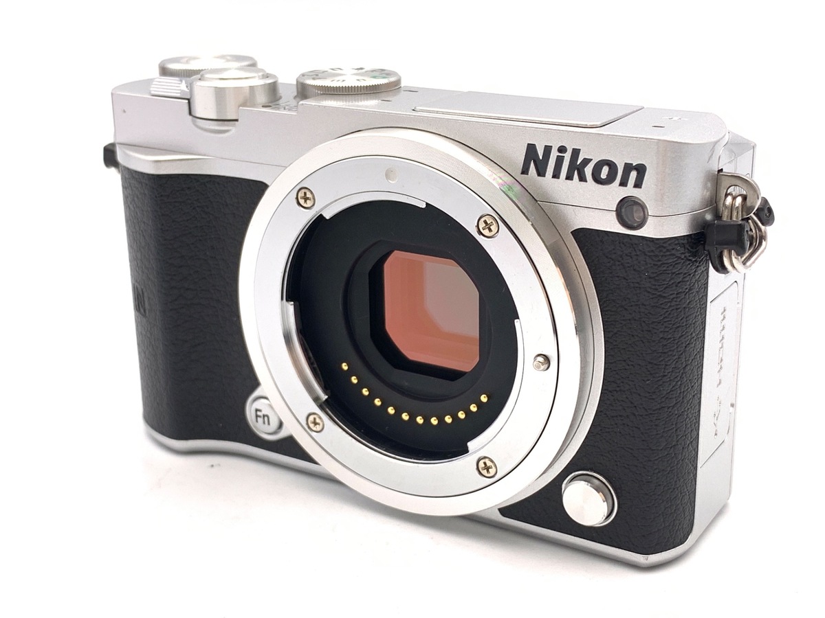 Nikon 1 J5 ボディ [シルバー] 中古価格比較 - 価格.com