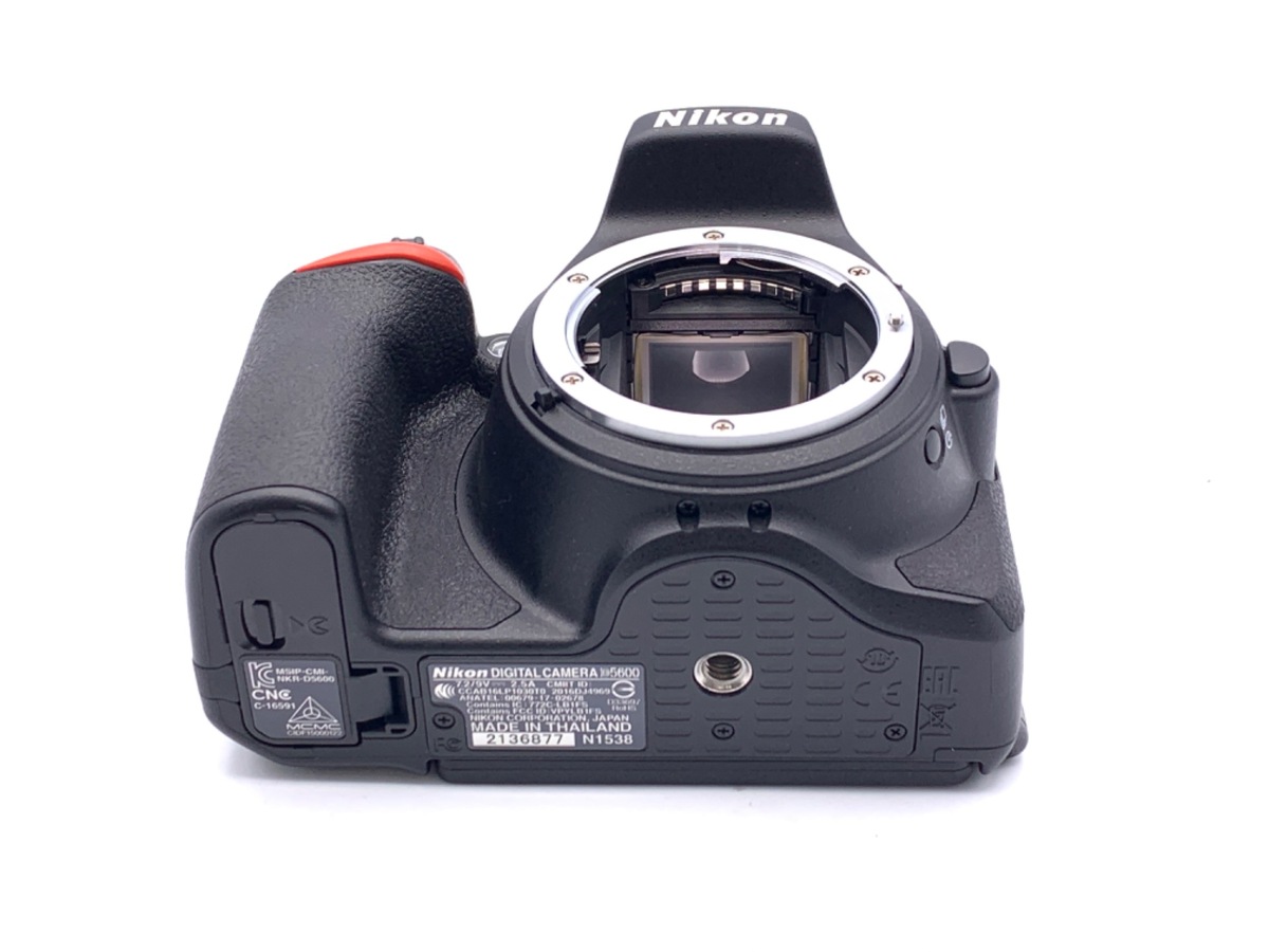 D5600 本体　中古　9/30まで D5600 本体 中古 9/30まで D5600 本体 中古 9/30まで D5600 ボディ