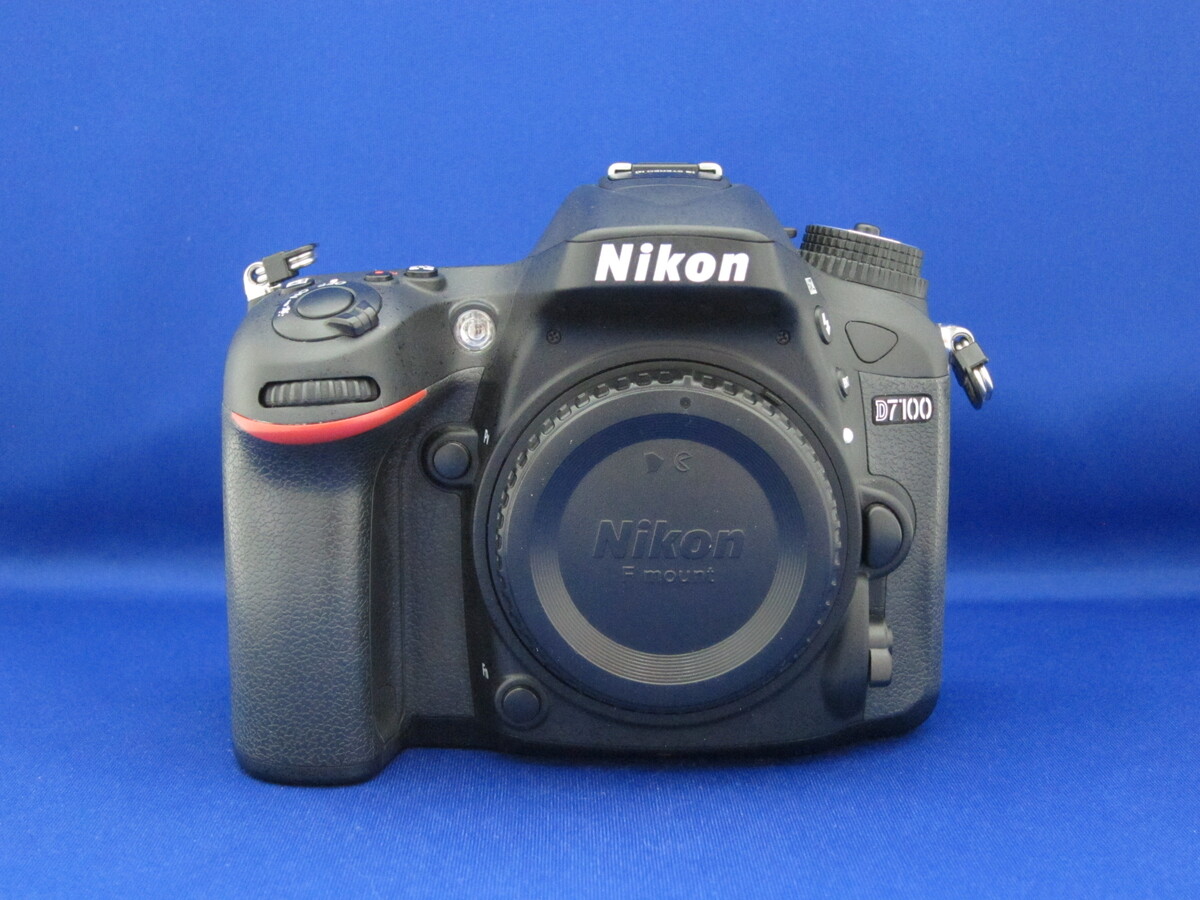 Nikon ニコン D7100 ボディ 2410万画素 デジタル一眼レフカメラ Amazon | Nikon デジタル一眼レフカメラ D7100 ボディー D7100