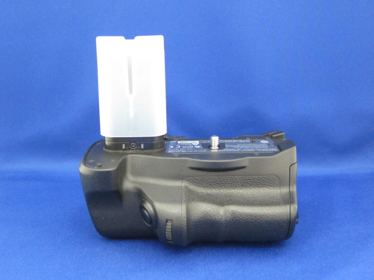 【中古】ソニー 縦位置グリップ VG-C77AM 中古：B(並品)】ソニー 縦位置グリップ VG-C77AM | 2445480100983