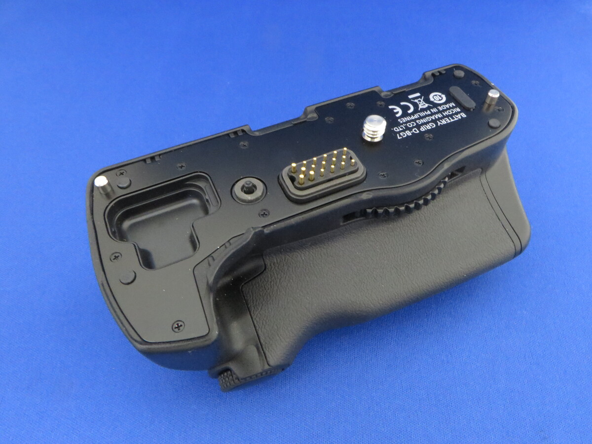中古：AB(良品)】ペンタックス バッテリーグリップ D-BG7 | 2447720023960